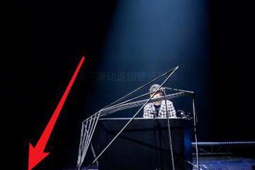 抖音一束光壁纸如何设置? 抖音一束光壁纸设置方法教程解答!