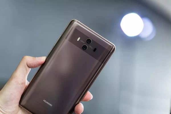 华为mate10pro手机进行截屏的操作过程