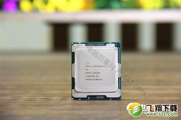 i9 7900X和R7 1800X哪个好_i9 7900X和R7 1800X评测对比