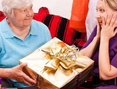 2018母亲节送婆婆什么礼物好 2018母亲节送婆婆什么礼物实用