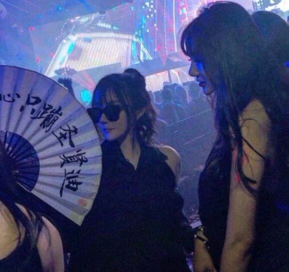 抖音一心只蹦圣贤迪图片大全_一心只蹦圣贤迪图片照片分享