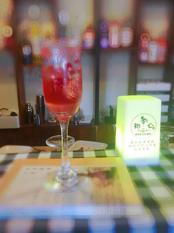 抖音敬自己六瓶酒图片有哪些 敬六杯酒图片分享