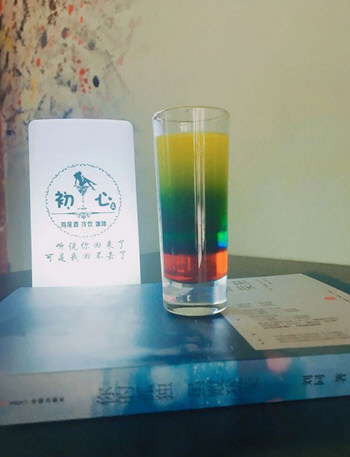 抖音敬自己六瓶酒图片有哪些 敬六杯酒图片分享