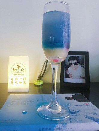 抖音敬自己六瓶酒图片有哪些 敬六杯酒图片分享