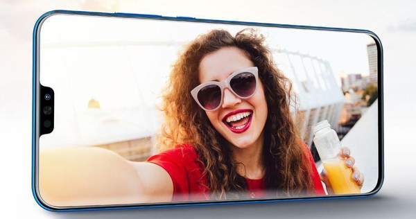 麦芒7和荣耀8x哪个好？区别全面对比