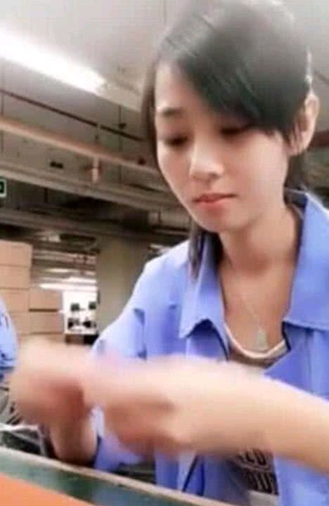 抖音工厂厂花不带口罩长什么样_网游直呼:别干了,我养你