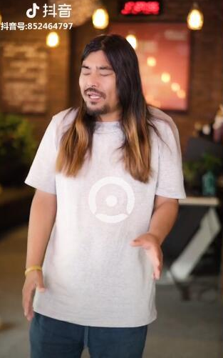 抖音病变男生版【长头发小哥】抖音病变原版地址