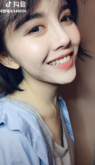 【抖音板儿爷燃烧我的卡路里手势舞】卡路里手势舞教程分享