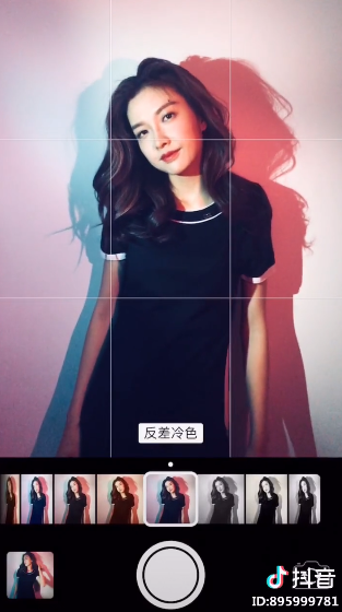 抖音塑料袋拍照怎么拍？抖音用塑料袋拍照教程