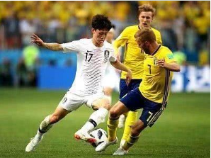 韩国剪刀脚怎么回事？俩次剪刀脚韩国踢得太脏了！