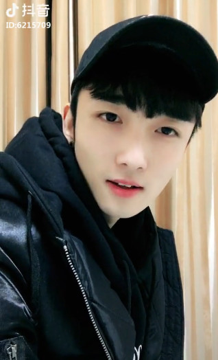 抖音李嘟嘟真名叫什么 李嘟嘟个人资料分享