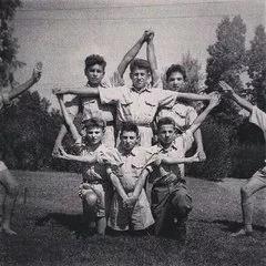 【抖音拍照技巧有哪些】抖音上最火的拍照姿势大全