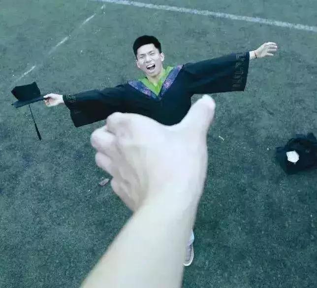 【抖音拍照技巧有哪些】抖音上最火的拍照姿势大全