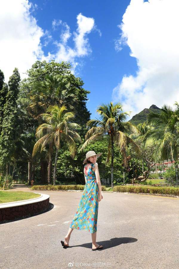 迪丽热巴橘子女孩是什么梗_为什么迪丽热巴被称作橘子女孩