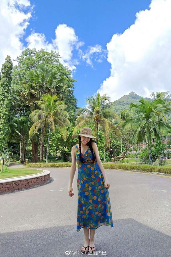 迪丽热巴橘子女孩是什么梗_为什么迪丽热巴被称作橘子女孩