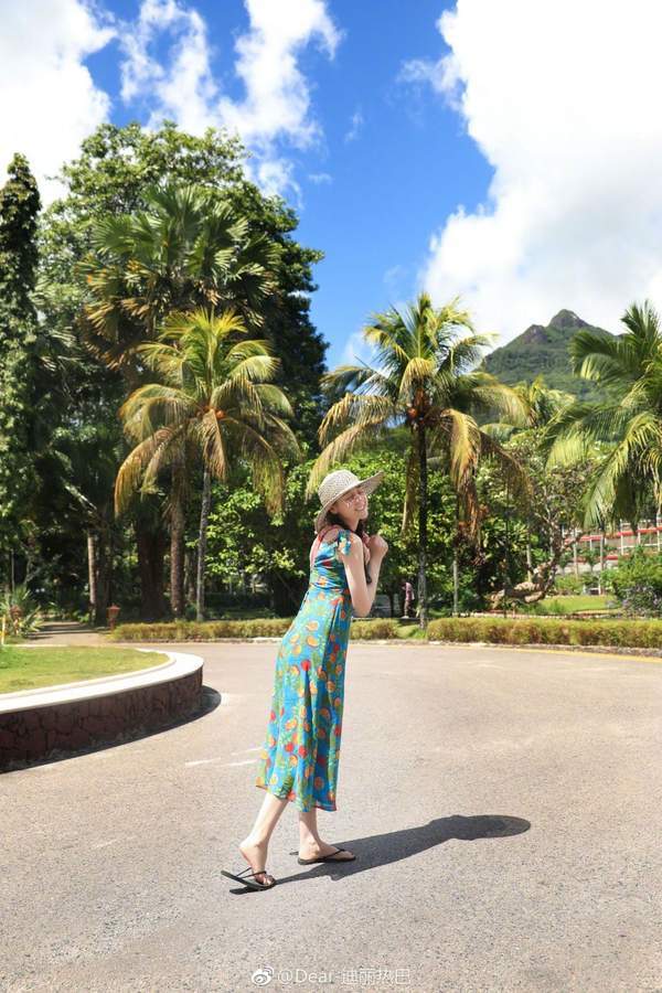 迪丽热巴橘子女孩是什么梗_为什么迪丽热巴被称作橘子女孩