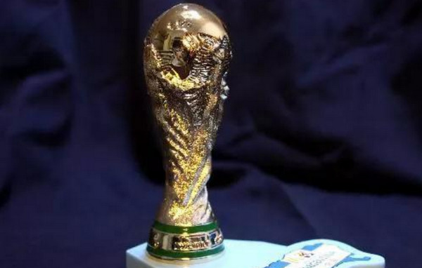 世界杯奖杯叫什么_是什么做的_奖杯价值_要归还吗