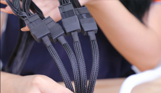 RTX 4090 16针接口连续烧毁！怎么办？还是原生的好