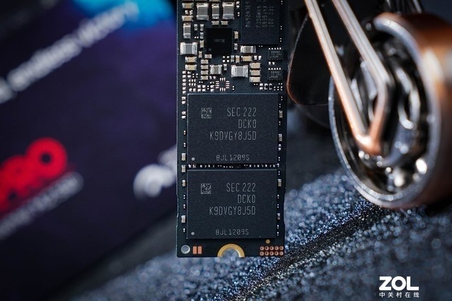 王者就是王者！三星最新旗舰SSD评测：缓外毫不拉跨