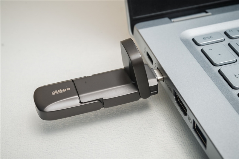 读写速度越级挑战SSD!大华S809 U盘测试报告