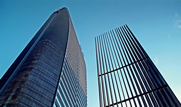 互联网公司多有钱?腾讯等TOP10公司账上躺着2.2万亿现金