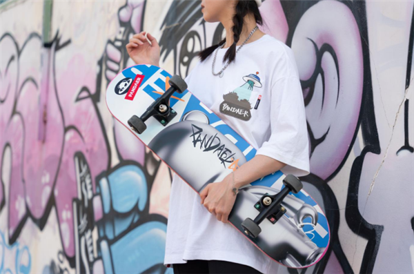 首发499元限量发售：魅族PANDAER推出PANDAER OLLIE滑板