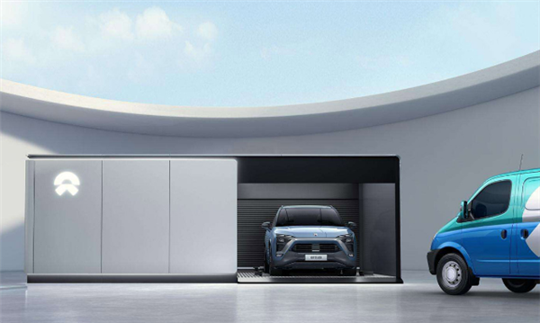 小鹏称S4超快充比加油体验好 蔚来高管：比不上换电