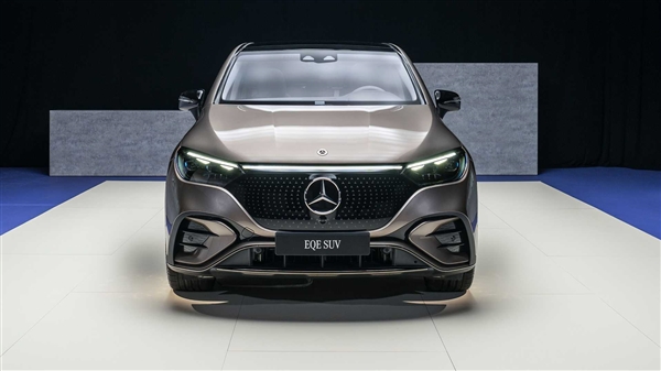 最远590km 奔驰全新纯电SUV亮相：买它特斯拉销售不敢嘲讽