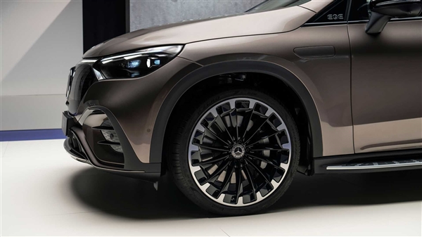 最远590km 奔驰全新纯电SUV亮相：买它特斯拉销售不敢嘲讽