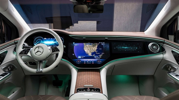 最远590km 奔驰全新纯电SUV亮相：买它特斯拉销售不敢嘲讽