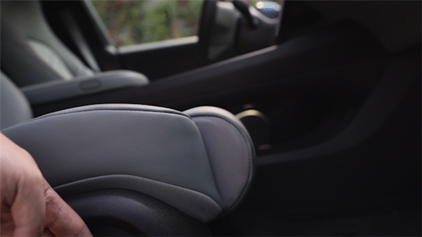 宝马3系平替 蔚来造出来了？