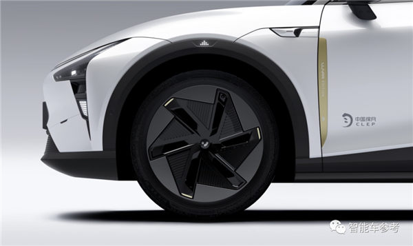 40万！李彦宏苦等605天的电动车开卖：刘慈欣也订了