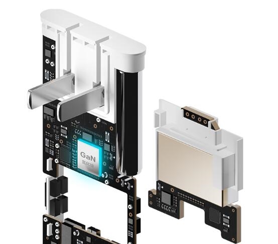 厚度仅有10.5mm！华为卡片充电器仅需258元