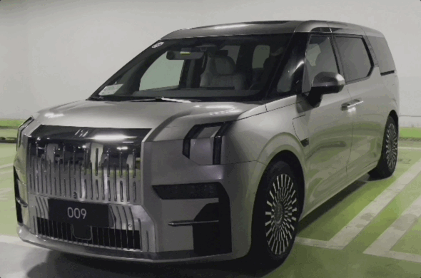 国人终于可以拒绝丰田埃尔法了