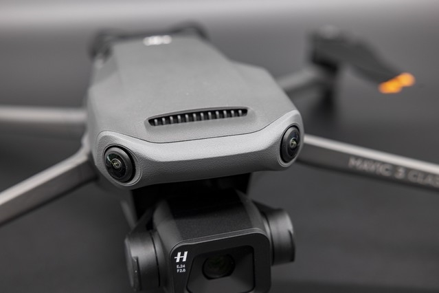 大疆新款无人机Mavic 3 Classic评测：性价比更高了