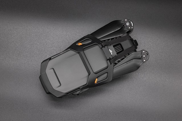 大疆新款无人机Mavic 3 Classic评测：性价比更高了