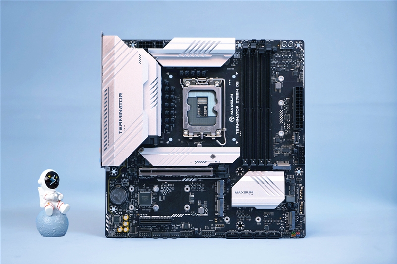 铭瑄终结者Z790M D5评测：13900K烤机全程满血