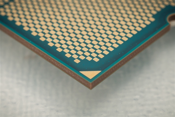 AMD Zen4性能反常 16核还不如6核！官方神回应