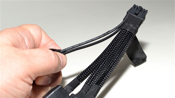 连烧15起！RTX 4090最新调查惊人：粗细两种电源线混用