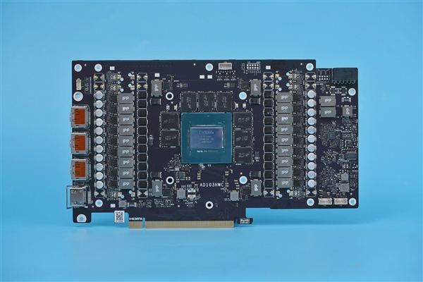 新一代游戏利器！七彩虹iGame RTX 4080 Advanced OC图赏