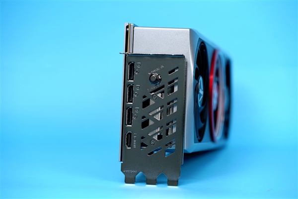 新一代游戏利器！七彩虹iGame RTX 4080 Advanced OC图赏