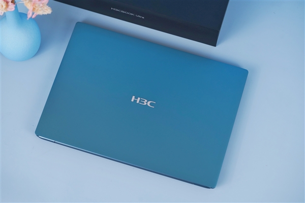 Evo认证超高性能轻薄本！H3CBook Ultra 14T开箱图赏