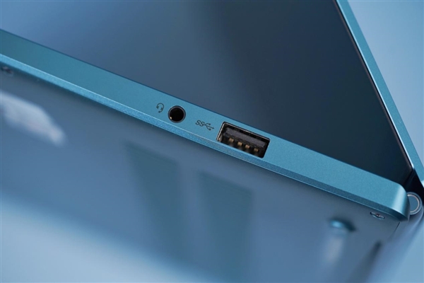 Evo认证超高性能轻薄本！H3CBook Ultra 14T开箱图赏
