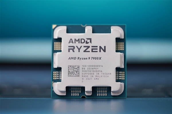首发5499永久降至3999？AMD锐龙9 7950X回不到过去了