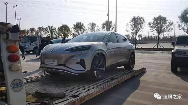 比亚迪首款激光雷达车型 腾势高端SUV内饰曝光:果有大屏