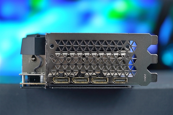 又一堆料狂魔！映众RTX 4080/4090冰龙超级版显卡图赏
