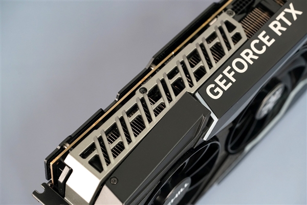 又一堆料狂魔！映众RTX 4080/4090冰龙超级版显卡图赏