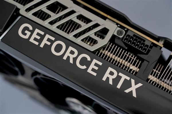 又一堆料狂魔！映众RTX 4080/4090冰龙超级版显卡图赏