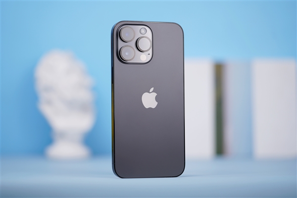 价格砍半！3000元就能买破解版有锁iPhone 14了