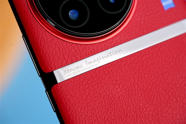全球首发的第二代骁龙8！vivo X90 Pro+开箱图赏